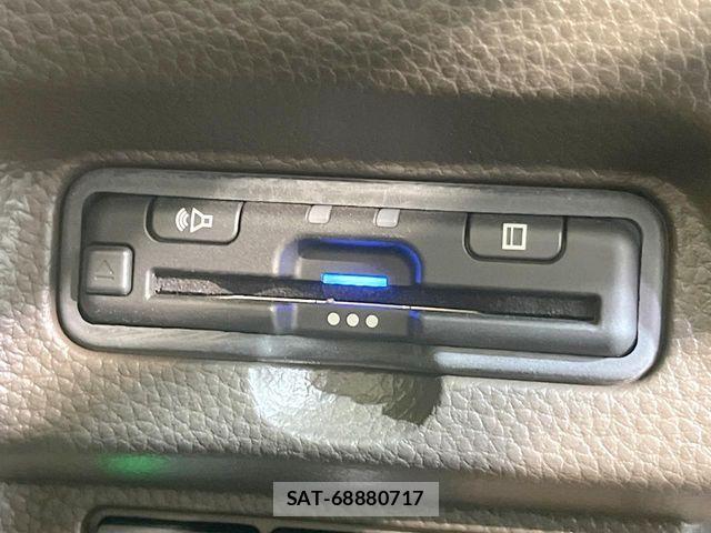 Honda N BOX 2023-02 8627918-5