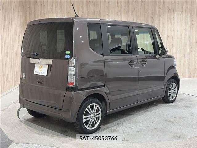 Honda N BOX 2014-10 8627963-16