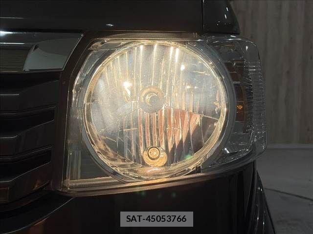 Honda N BOX 2014-10 8627963-27