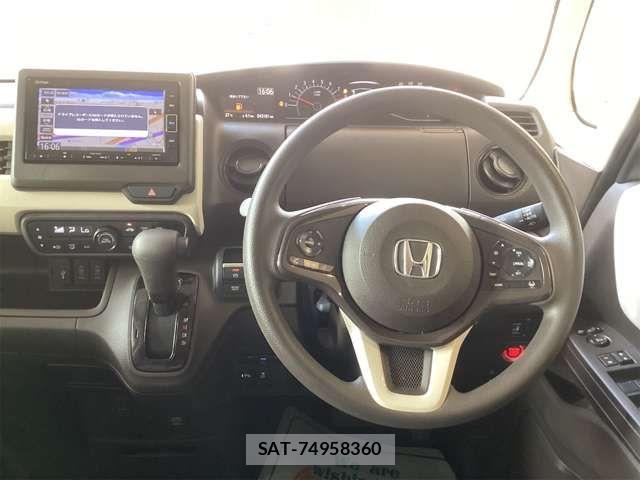 Honda N BOX 2022-02 8627932-1