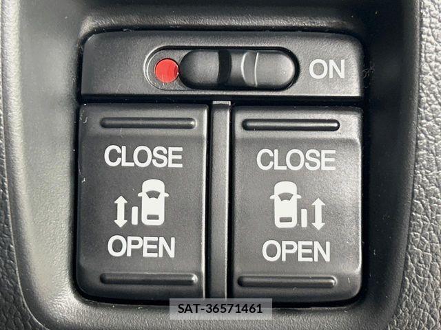 Honda N BOX 2015-03 8627943-5