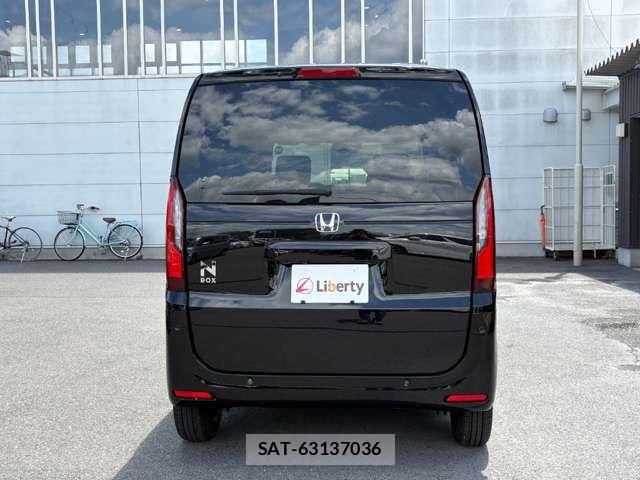 Honda N BOX 2024-04 8627911-18