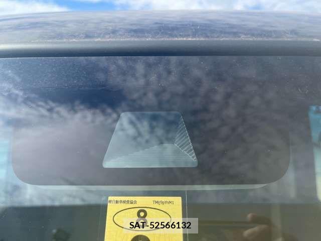 Honda N BOX 2023-03 8627917-16