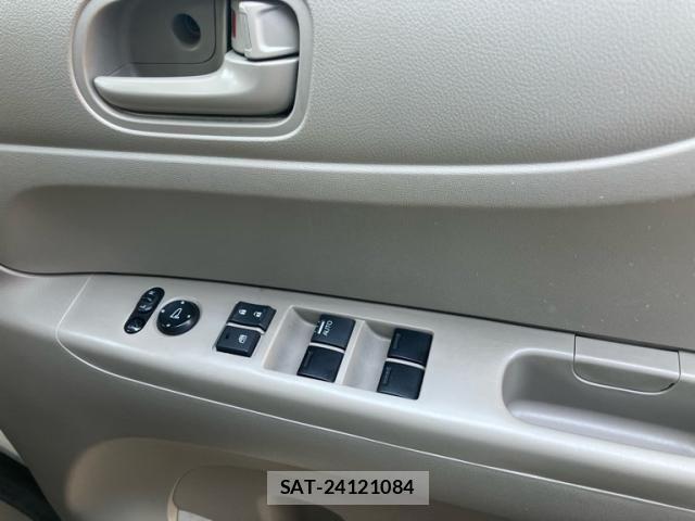 Honda N BOX 2013-12 8627967-16