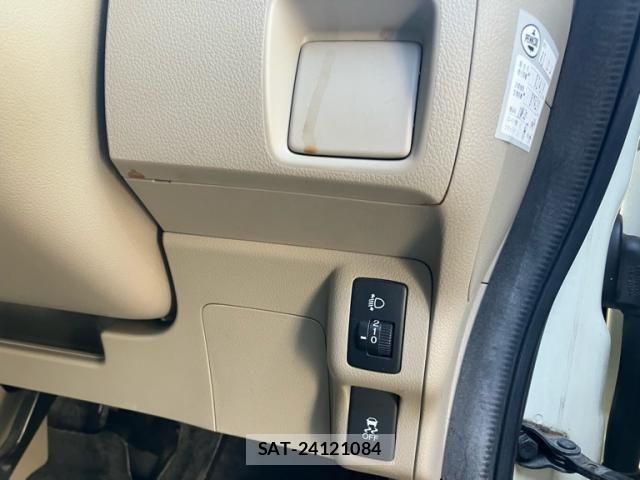 Honda N BOX 2013-12 8627967-17