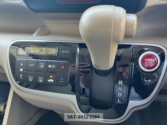 Honda N BOX 2013-12 8627967-19
