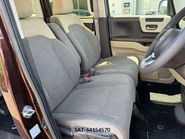 Honda N BOX 2018-11 8627957-21