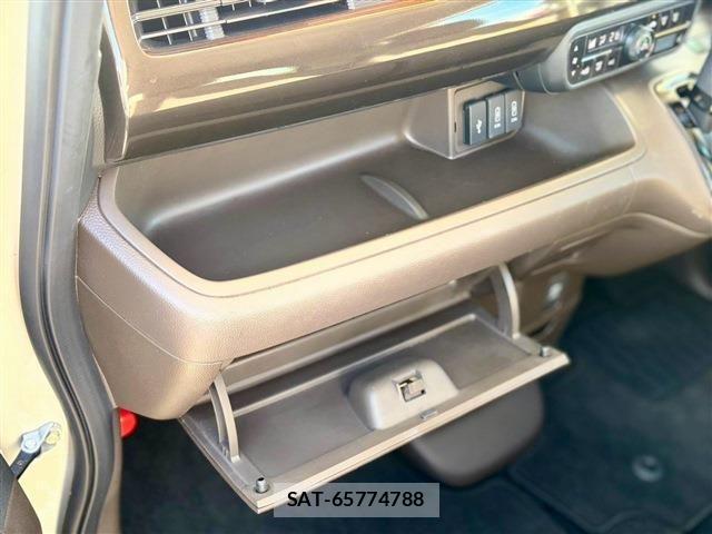 Honda N BOX 2021-03 8627910-24