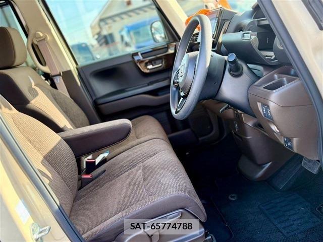 Honda N BOX 2021-03 8627910-26