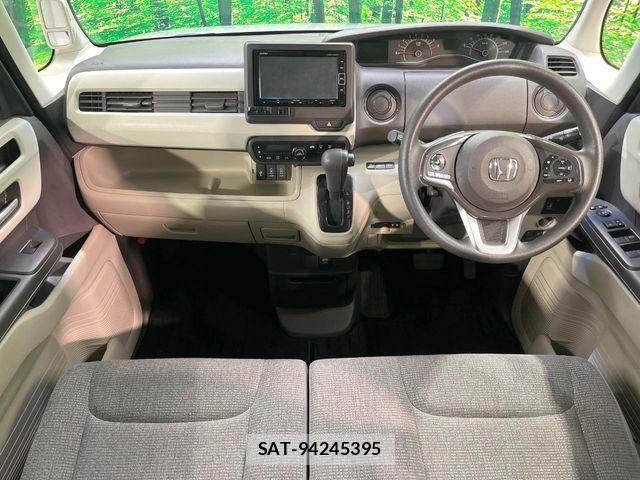 Honda N BOX 2018-03 8627949-1