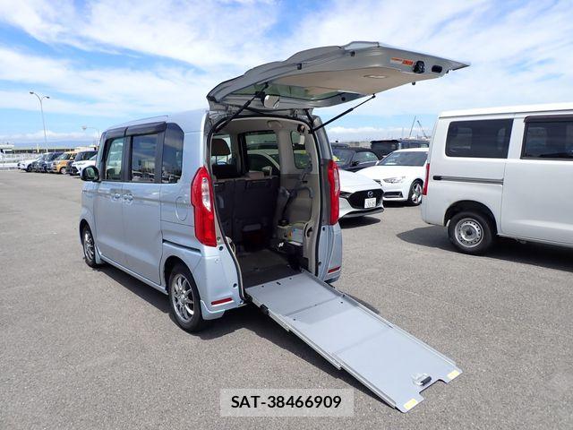 Honda N BOX 2019-08 8627897-0