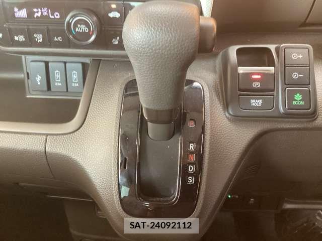 Honda N BOX 2023-06 8627928-5