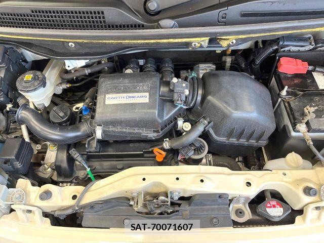 Honda N BOX 2015-08 8660496-19