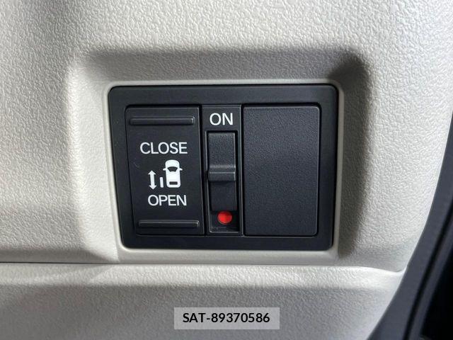 Honda N BOX 2026-05 8660444-4