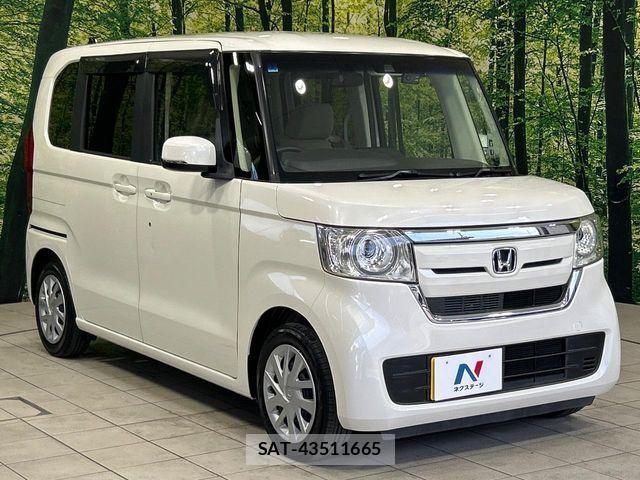 Honda N BOX 2018-02 8666593-14