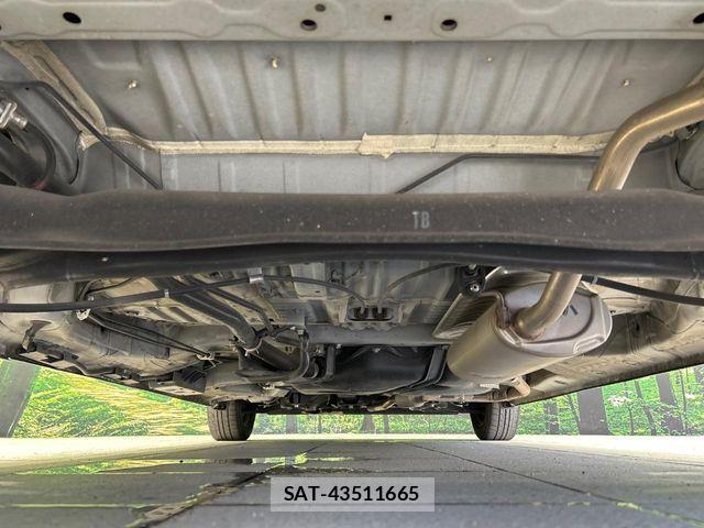 Honda N BOX 2018-02 8666593-17