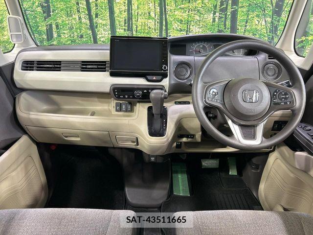 Honda N BOX 2018-02 8666593-1