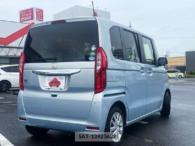 Honda N BOX 2019-02 8660491-2