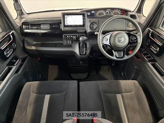 Honda N BOX 2021-04 8660466-1