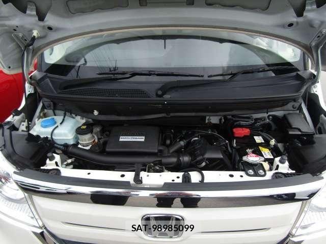 Honda N BOX 2018-04 8666595-19