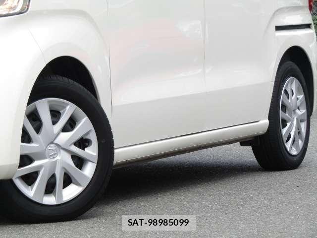 Honda N BOX 2018-04 8666595-22