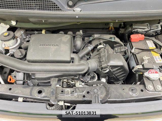 Honda N BOX 2021-06 8660487-17
