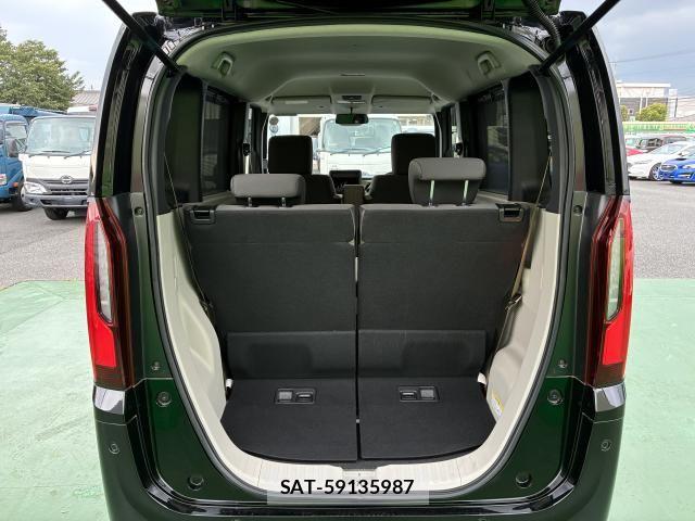 Honda N BOX 2024-09 8660467-8