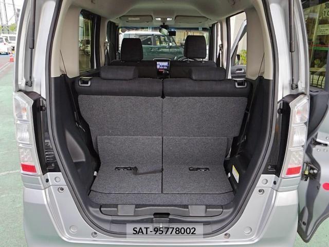 Honda N BOX 2017-06 8660489-24