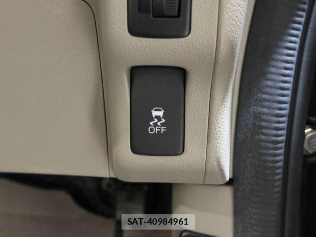 Honda N BOX 2015-03 8666597-12