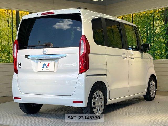 Honda N BOX 2022-03 8660457-16