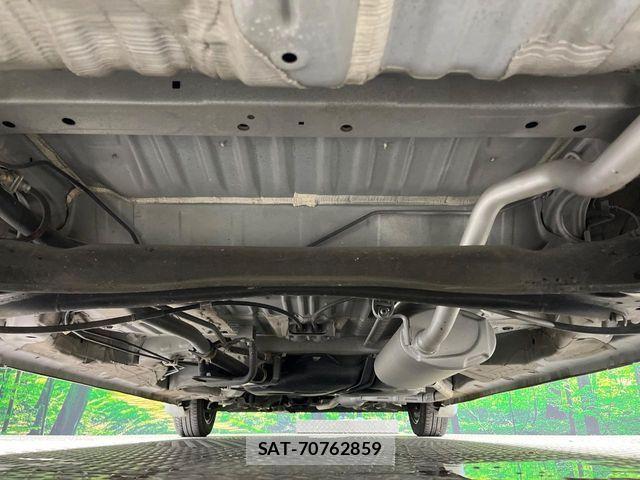 Honda N BOX 2018-06 8660493-18