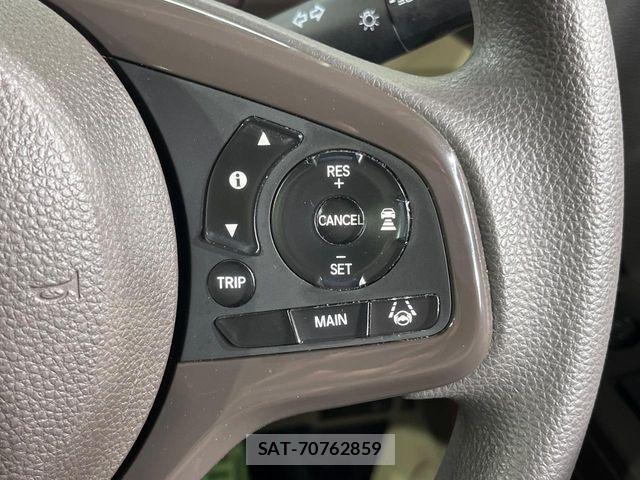 Honda N BOX 2018-06 8660493-5