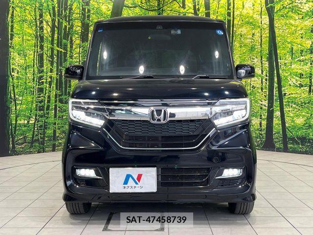 Honda N BOX 2018-04 8666596-13