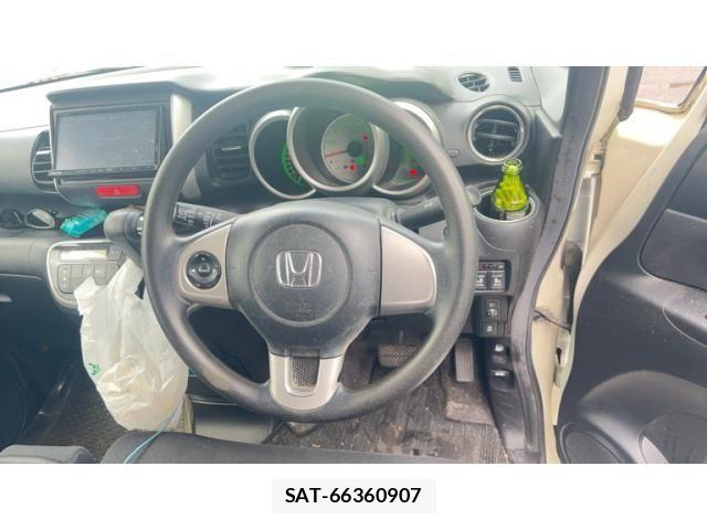 Honda N BOX 2013-08 8666604-3