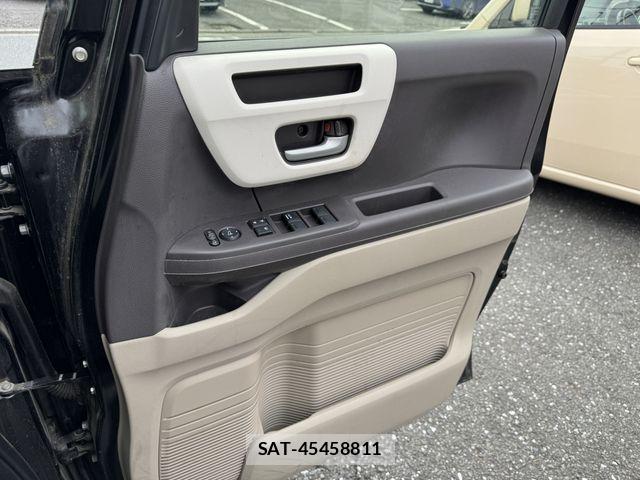 Honda N BOX 2018-10 8660508-19