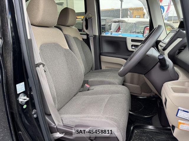 Honda N BOX 2018-10 8660508-21