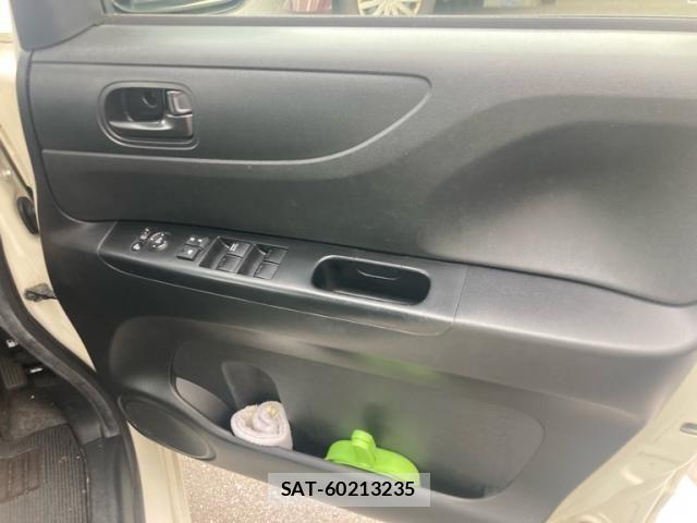 Honda N BOX 2014-01 8660530-12