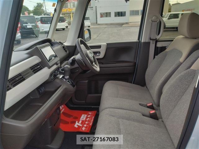 Honda N BOX 2023-11 8660459-11
