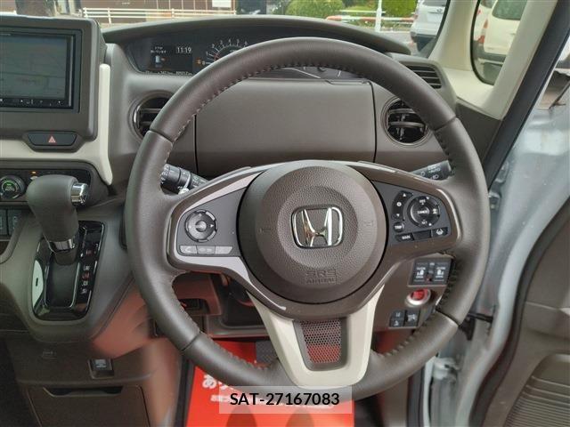 Honda N BOX 2023-11 8660459-21