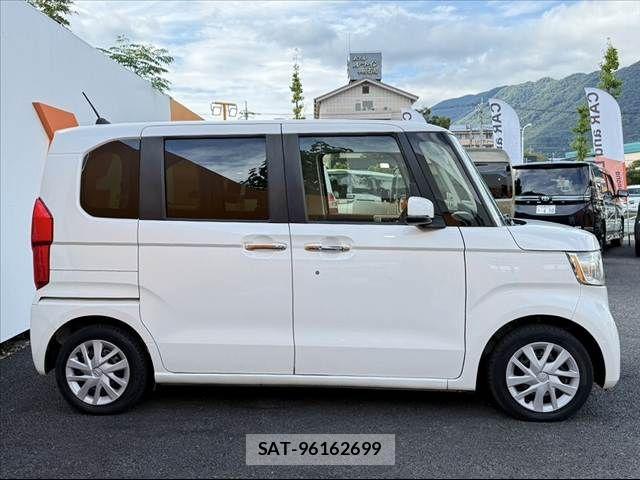 Honda N BOX 2017-10 8666599-11