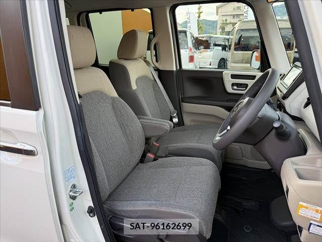 Honda N BOX 2017-10 8666599-15