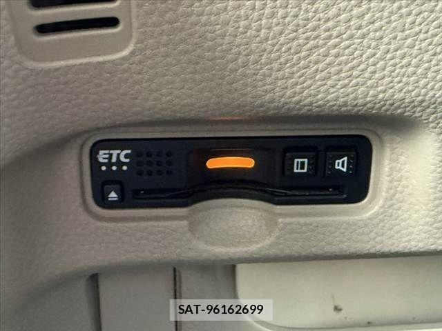 Honda N BOX 2017-10 8666599-28