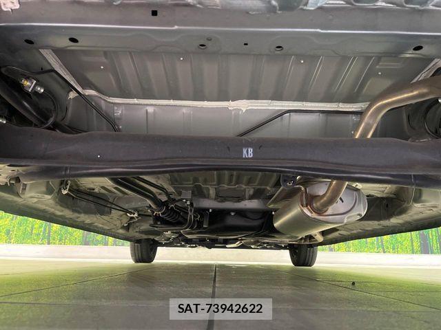 Honda N BOX 2024-02 8660458-18
