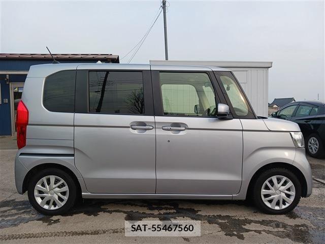 Honda N BOX 2021-04 8660486-11