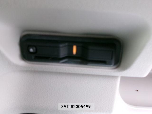 Honda N BOX 2023-12 8660464-11