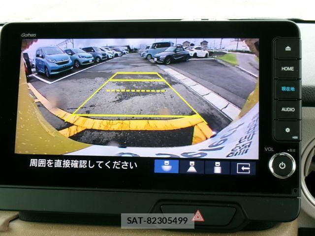 Honda N BOX 2023-12 8660464-16