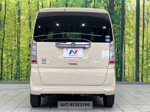 Honda N BOX 2015-03 8660497-14