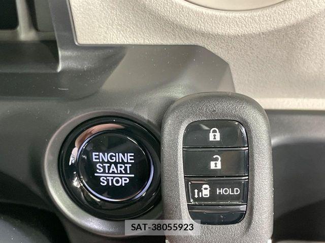 Honda N BOX 2026-06 8660446-6