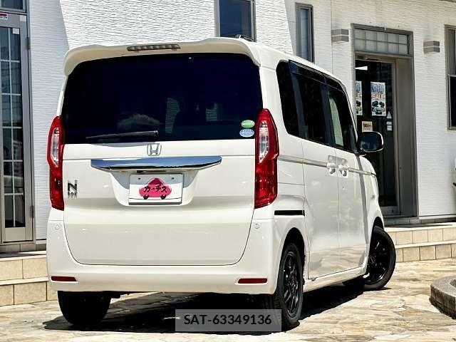 Honda N BOX 2017-12 8666594-2