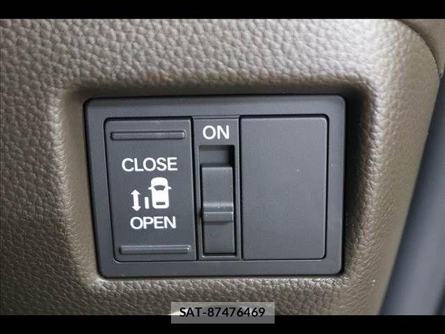 Honda N BOX 2023-06 8660471-4